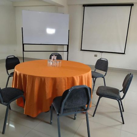 Intiotel Piura Buitenkant foto