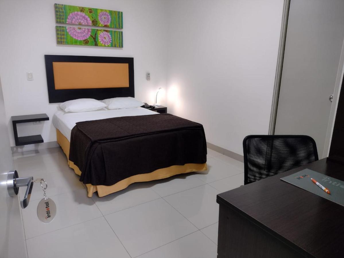 Intiotel Piura Buitenkant foto