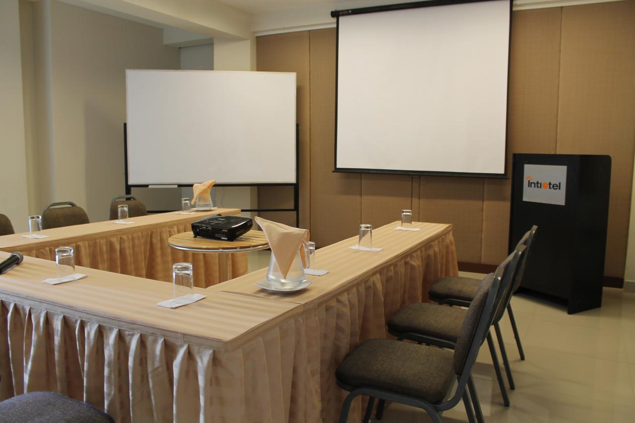 Intiotel Piura Buitenkant foto