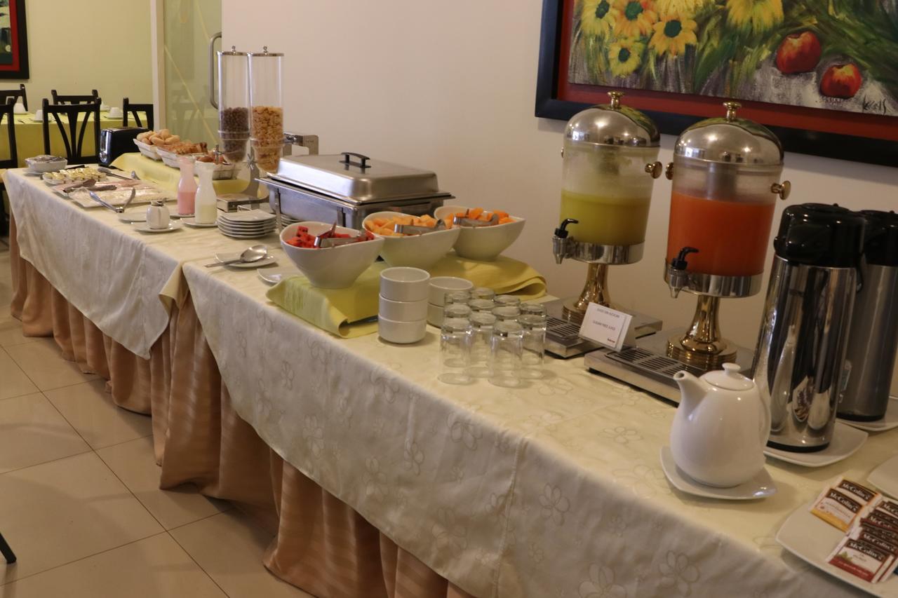 Intiotel Piura Buitenkant foto